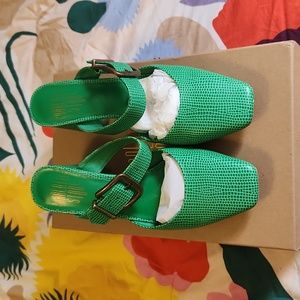 BEAUTIFUL Green Gina Tejus Hot Mint Charlotte Stone